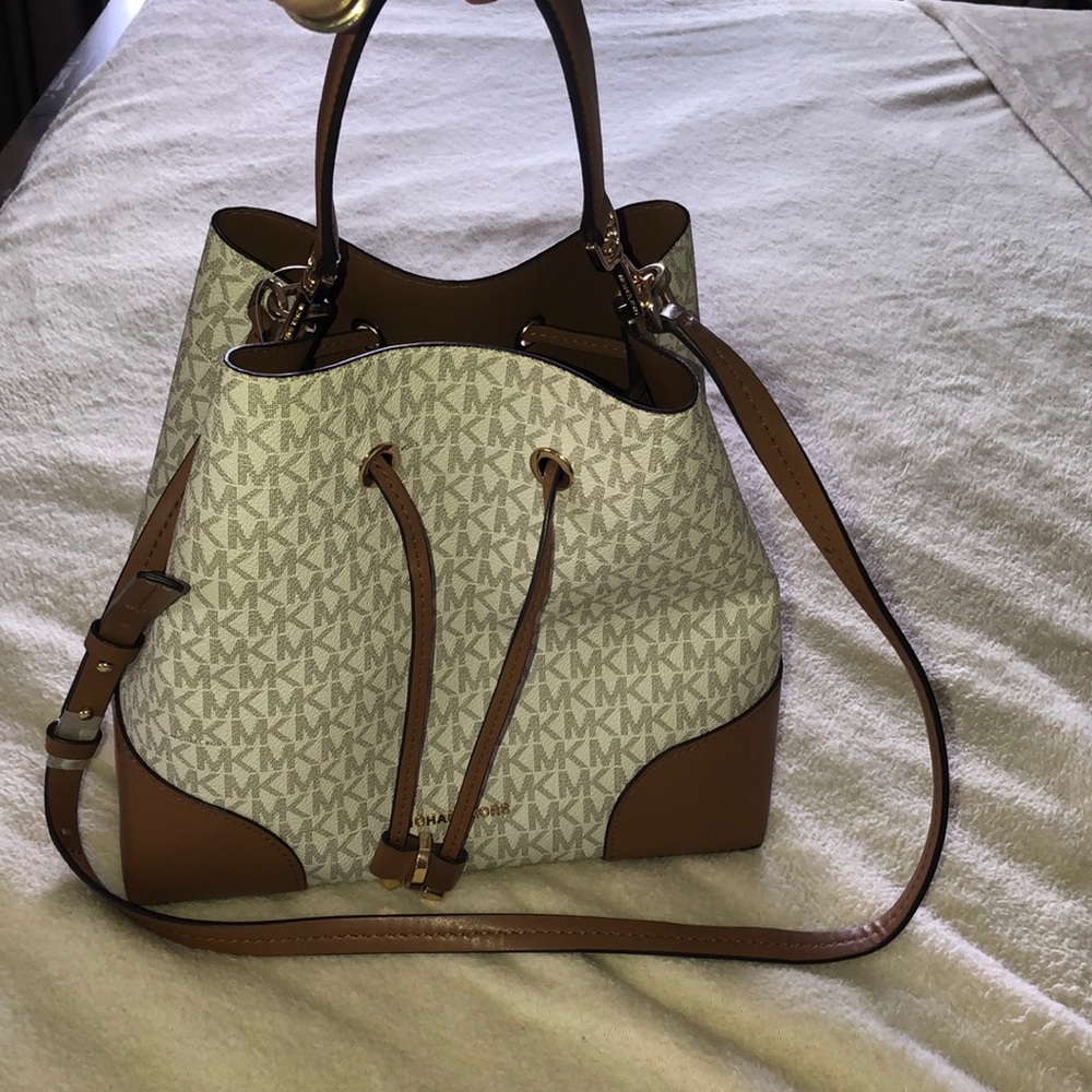 MK purse